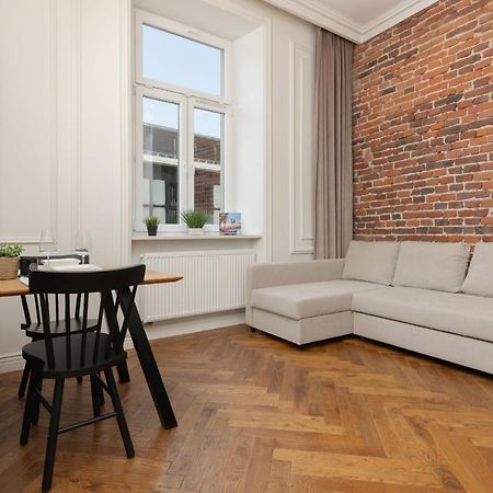 Apartment Strzelecka Old Town Cracow By Renters Prestige Krakow Luaran gambar
