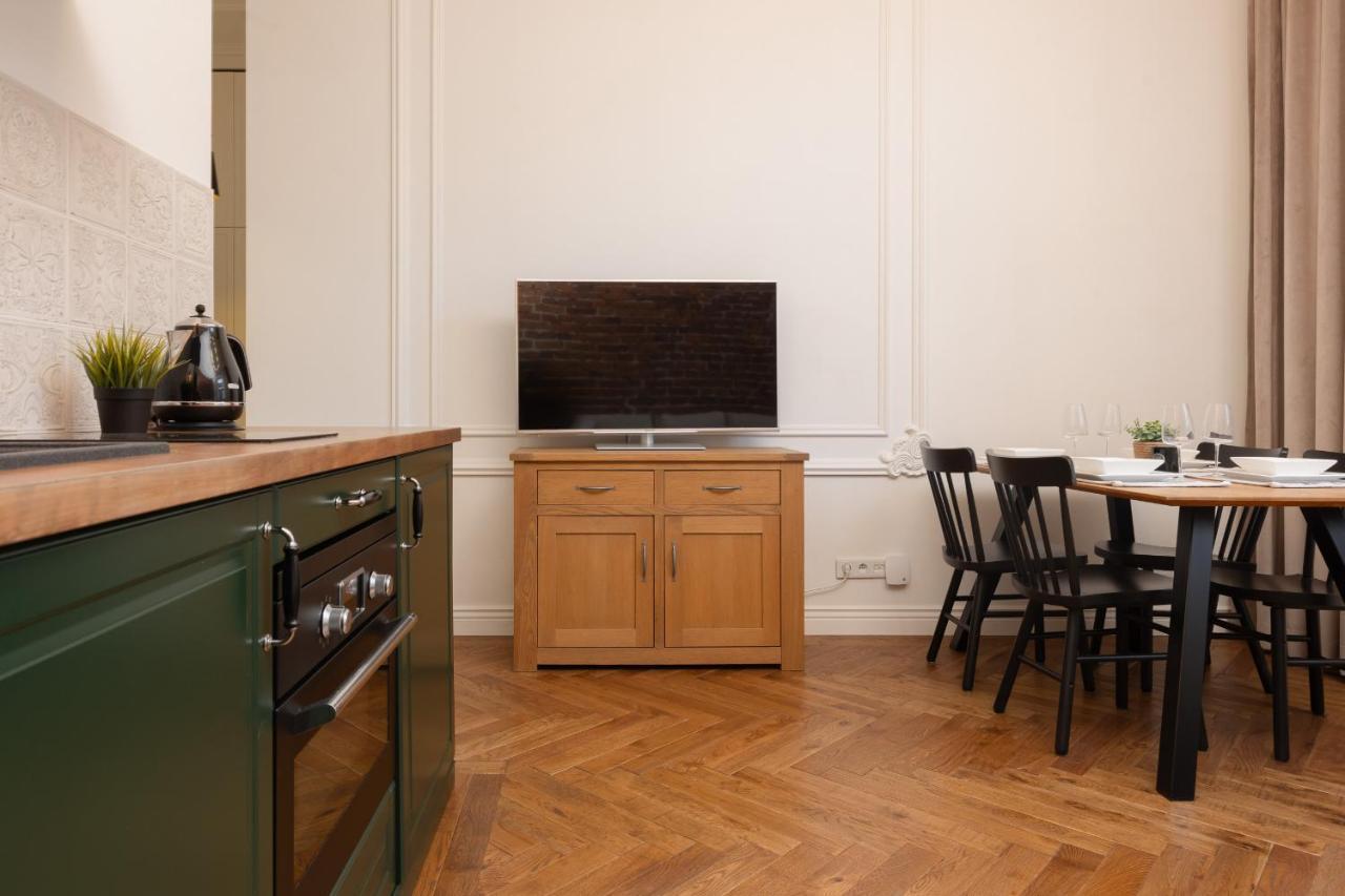 Apartment Strzelecka Old Town Cracow By Renters Prestige Krakow Luaran gambar