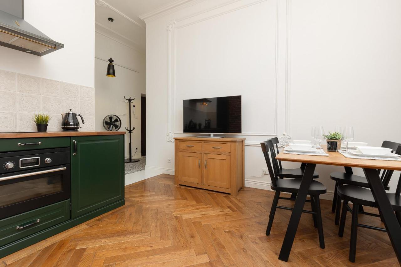 Apartment Strzelecka Old Town Cracow By Renters Prestige Krakow Luaran gambar