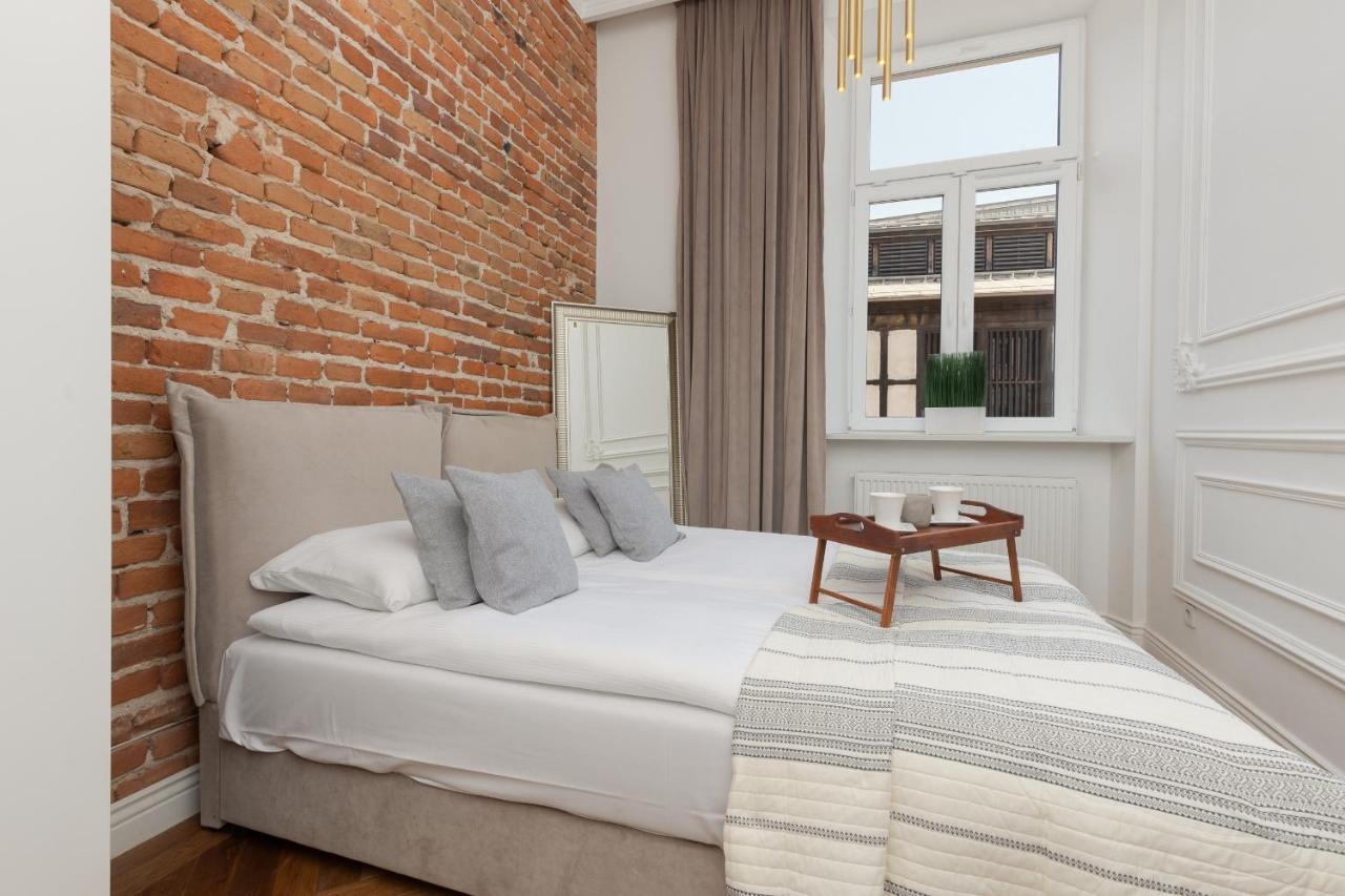 Apartment Strzelecka Old Town Cracow By Renters Prestige Krakow Luaran gambar